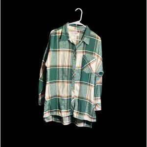 949.   Oversized Plaid shirt